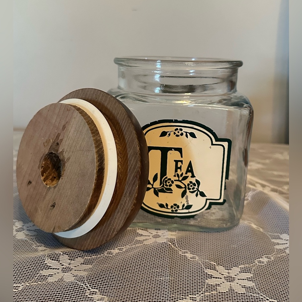Vintage Anchor Hocking Tea Cannister